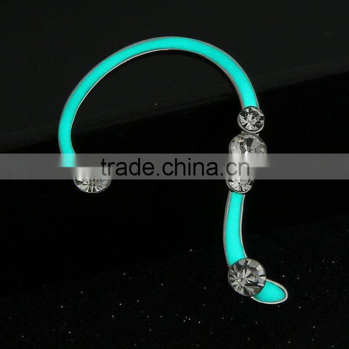 Women wear earring jewelry Luminous diamond cuff earrings
