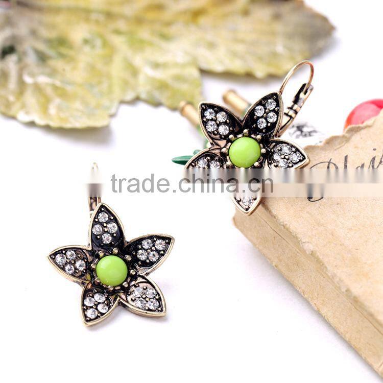 Simple Fashion Hot Sale Exquisite Elegant vintage star earrings, clover earrings, latest model fashion earrings