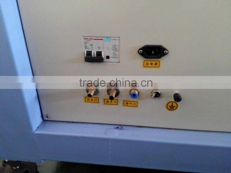 China Supplier factory price co2 jeans cloth laser cutting machine