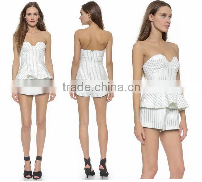 women strapless bright stripped pleated deign short jumpsuit with plastic bones inside visible back