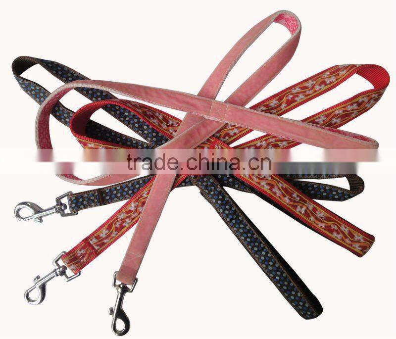 Extra thick dog lead with two lanyers stitched together