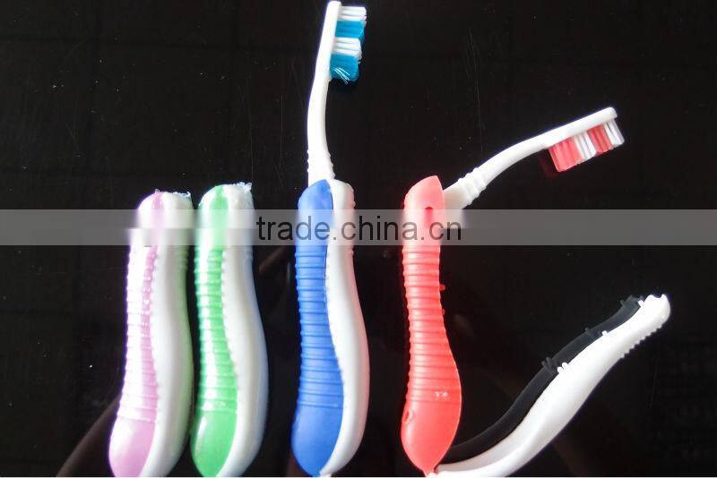 Foldable Travel Toothbrush