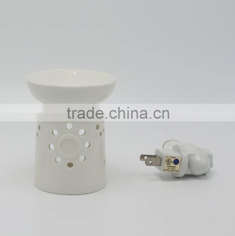 Cute Shape Wall Decoration Ceramic Night Light With Music