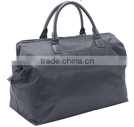 traveling luggage bags