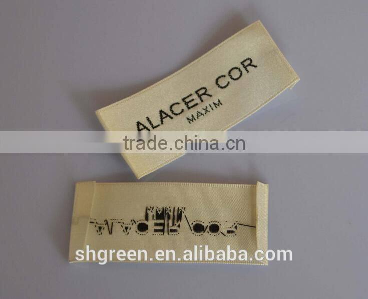 high definition sports wear fabric woven label with trademark