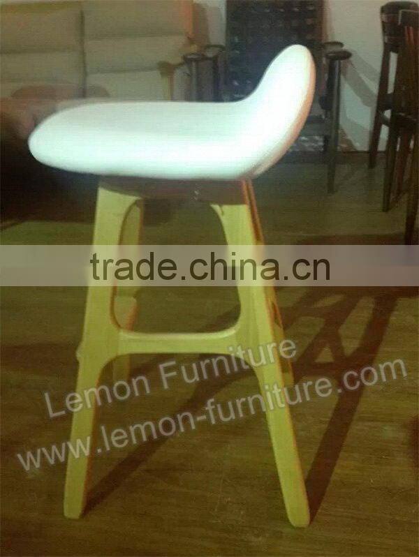 Modern Best-Selling painted legs cover bar chair