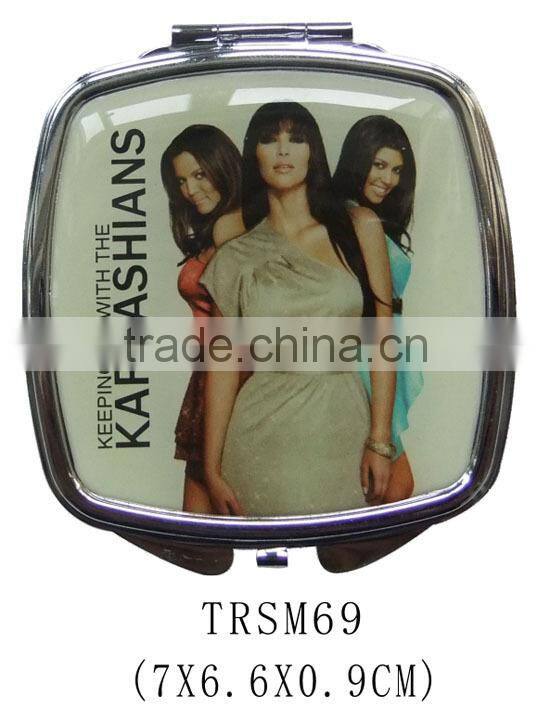 Fashion design round foldable matel material pocket compact mirror