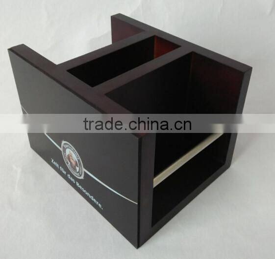 organizer for dinnerware