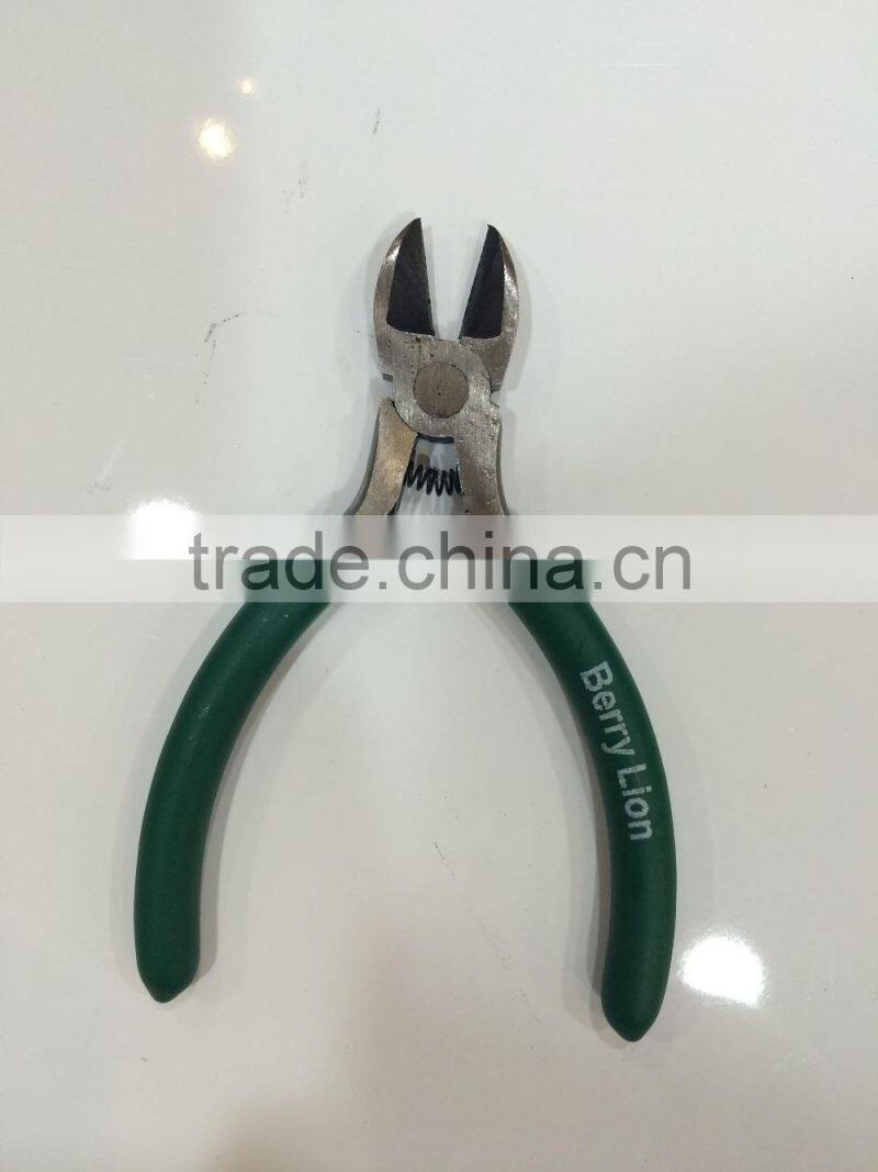 Soft grip 5'' USA style mini side cutter for school project