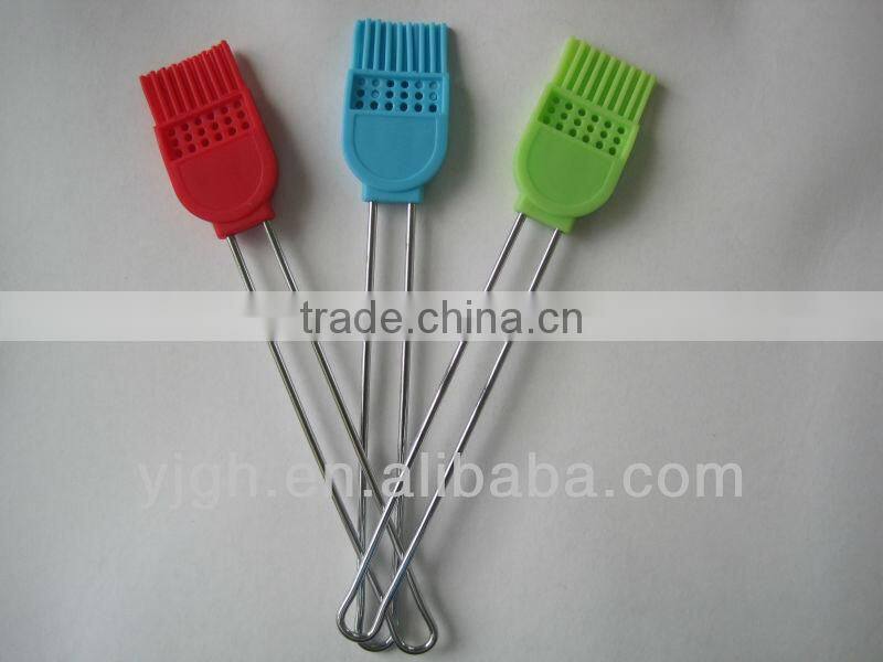 2013 new design silicone spatula with stainless steel handle