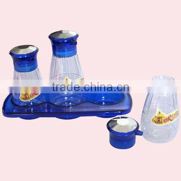 Plastic Salt and Pepper Shaker