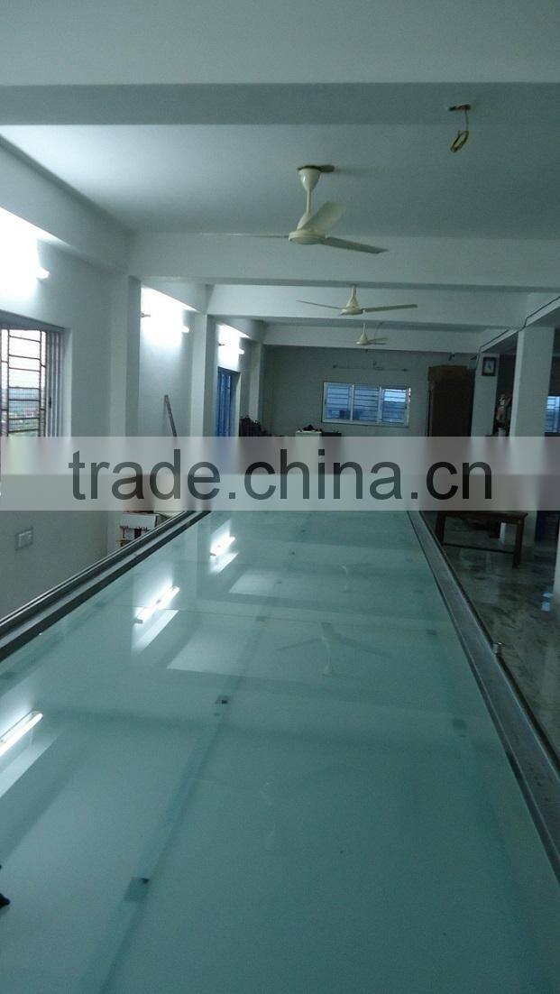 Wine velvet gift pouch with drawstring