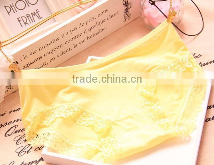 2017 New comfortable girls underwear lace panty women summer panties 100B