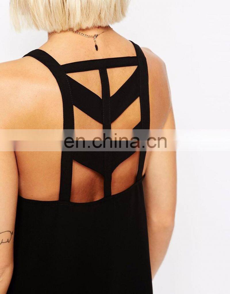 Lady Summer white top with back hollow design