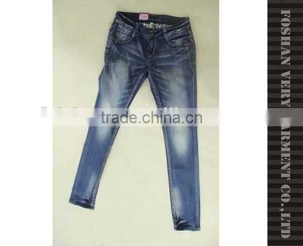 New beaded decoration jeans pent with heavy monkey wash