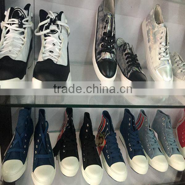 Digitally printed canvas shoes men at cheap price in yiwu wholesale