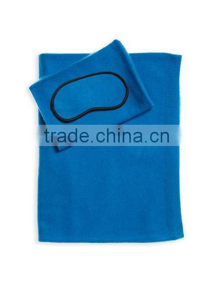 16JW683 100% cashmere portable travel set blanket and eyemask