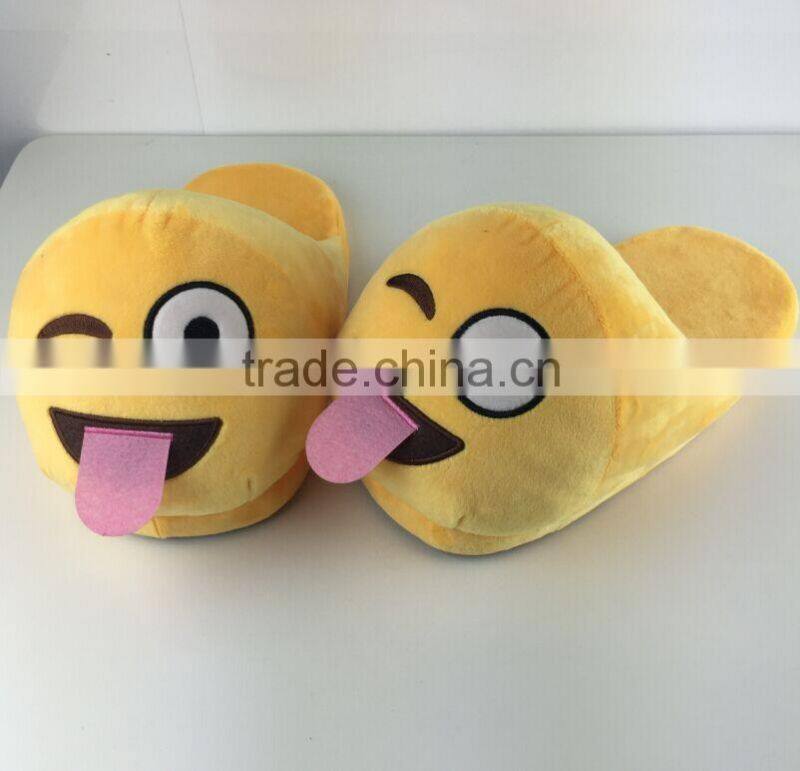 2015 hot selling wholesale plush emoji shoes