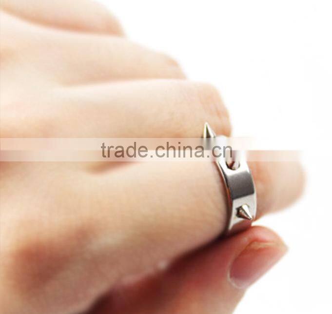 Stainless steel punk protect female stab rivet riings