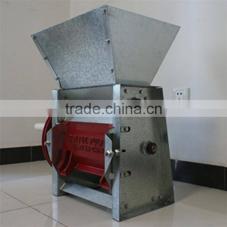 Best Selling Fresh Coffee Pulper Machine/ Coffee Peeling Machine