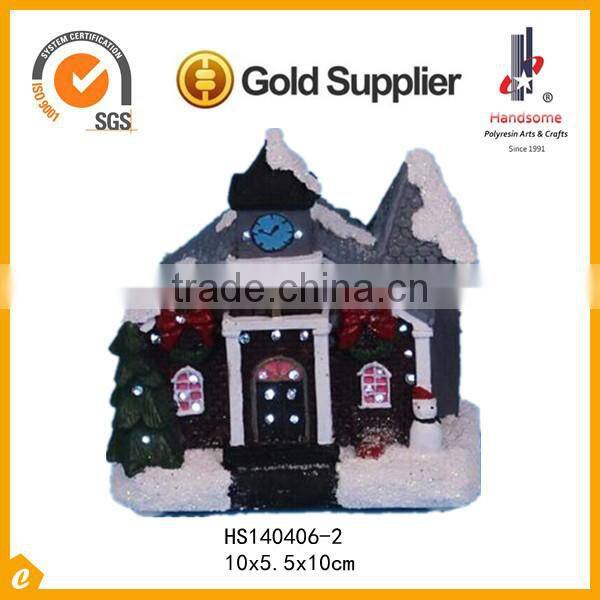 4" 2015 hotsale small polyresin christmas house with Fiber Optics