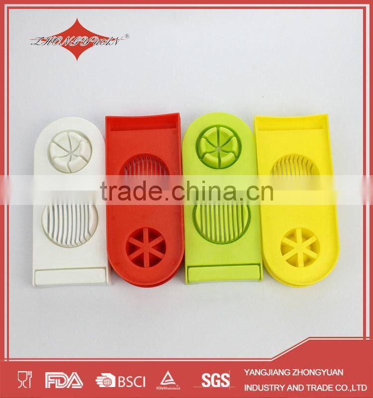 2015 kitchen gadget mini plastic egg slicer with stainless steel wire