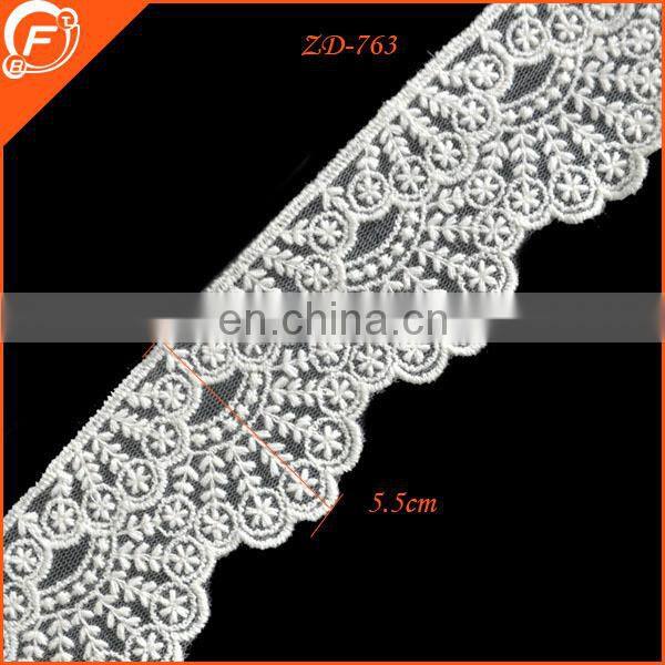 2014 newest yellow gold embroidered lace trim flower pattern for suit