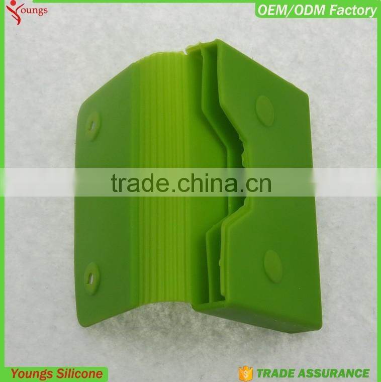 2016 wholesale colorful durable silicone magnetic card holder