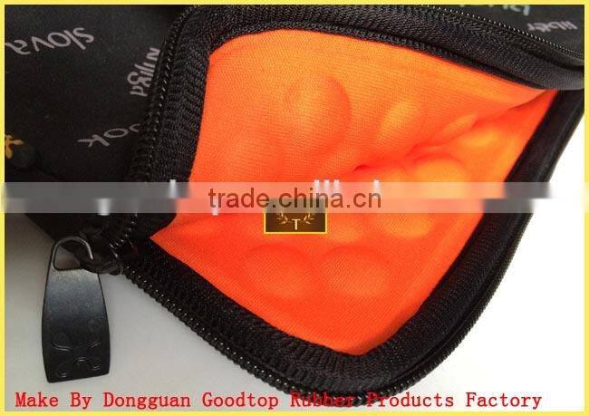 insulated neoprene laptop sleeve with zipper