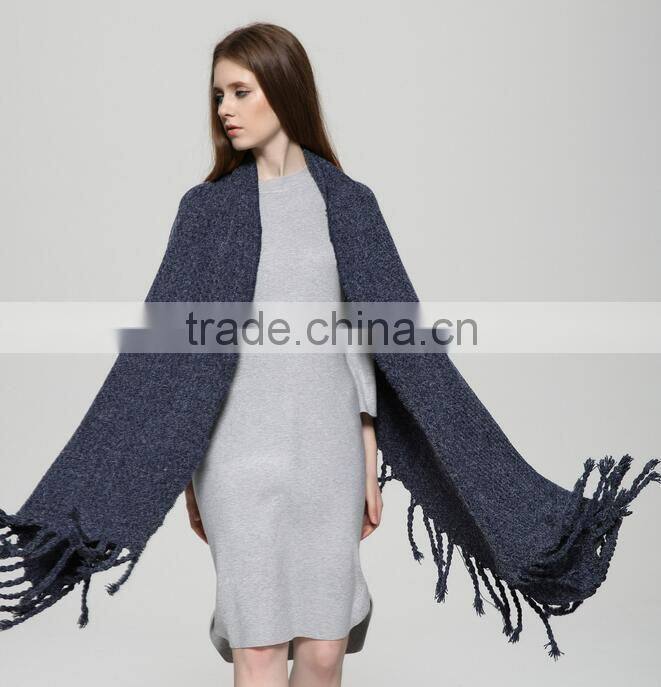 New Design Solid Color Plain Thich Tassel Women Fashion Acrylic Shawl