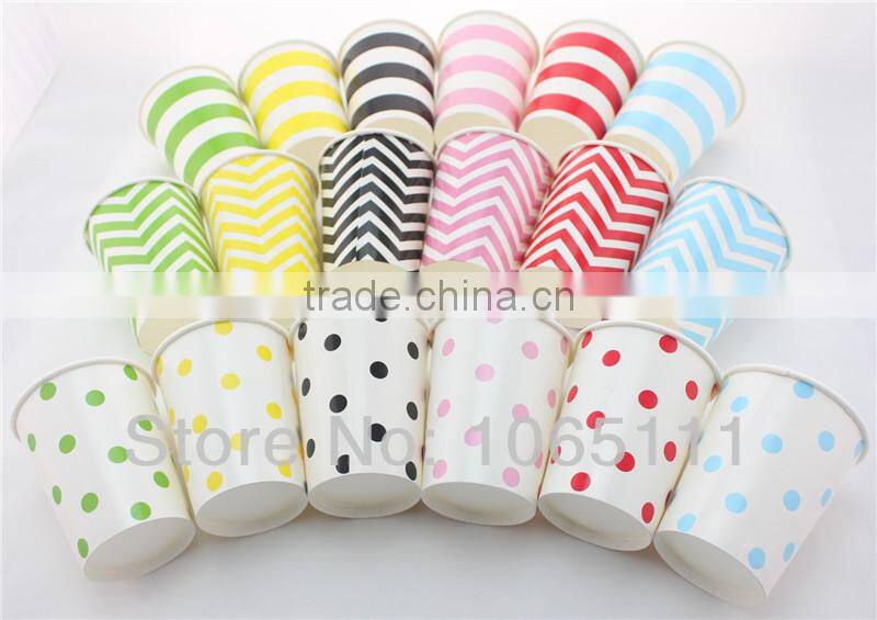 250ml Disposable Paper Cups featuring Baby Pikn Polka Dot
