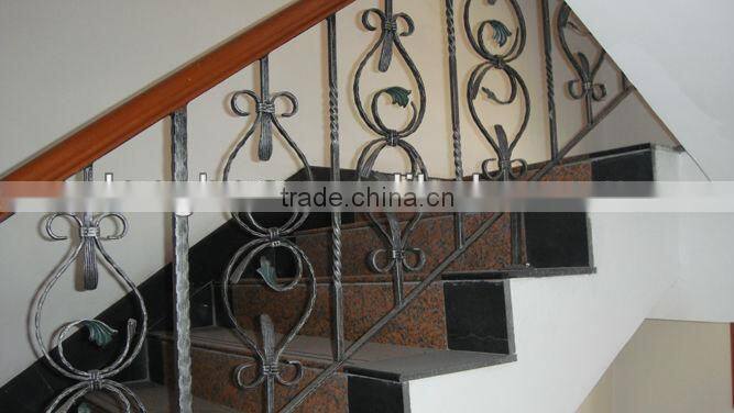 2013 Top-selling newest stair handrail bracket