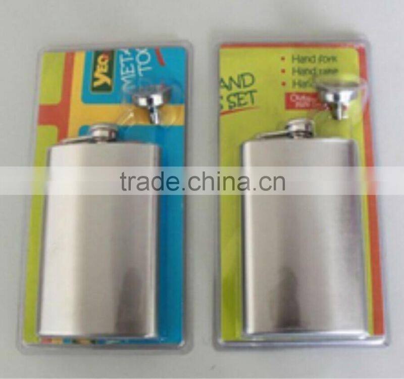 Top grade 5oz hip flask with blister packing for gift set