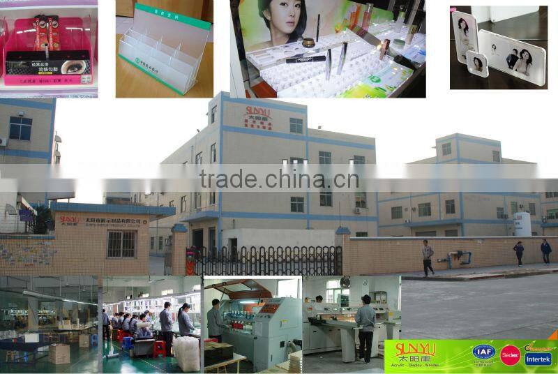 2013 hot new design acrylic crown shape LED display