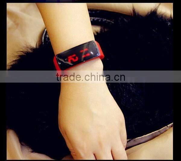 New Design Digital Silicone Led Fancy Sport Watches For Boys