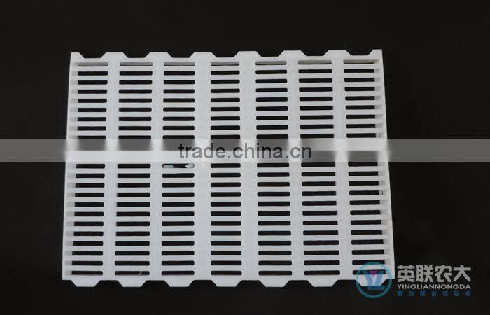 Poultry Farm Plastic Slatted Flooring For Pigs/Sheep/Cow etc. Animals