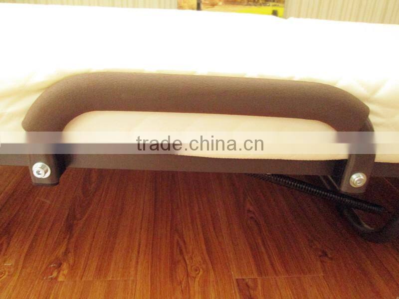 white guest room metal folding bed