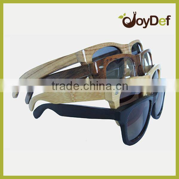 The metal frame with colorful mirror lens sunglasses