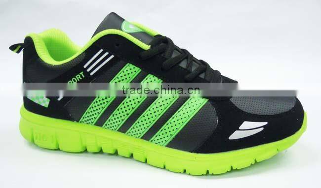Lightweight PU Upper/EVA Outsole Sports Running Shoes