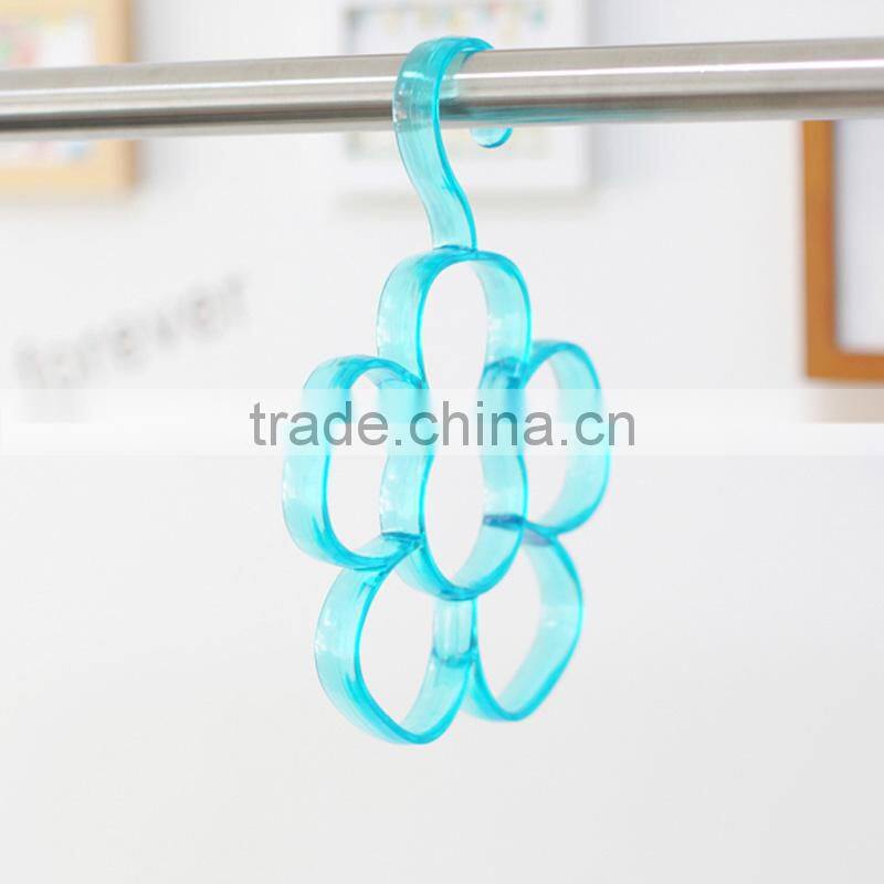Flower Shaped Scarf Shawl Tie Hanger/Holder/Organizer-Blue