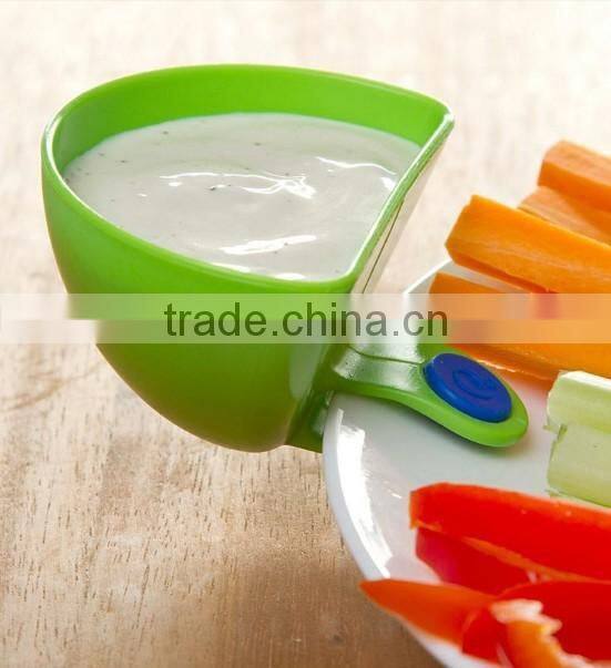 Colorful Plastic Dip Plate Clips&Plastic Mini Side Bowls& sauce plate on bowl dip clip