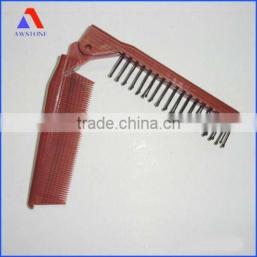 Small plastic hair comb