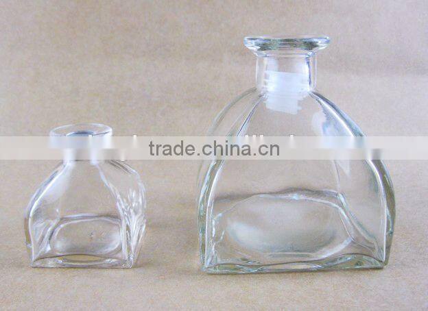 square bottom clear glass jar