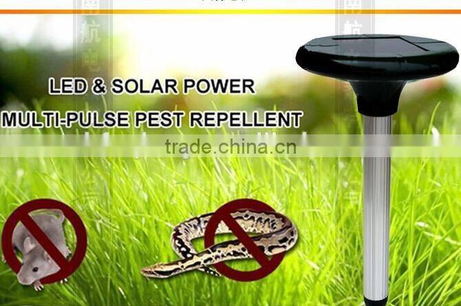 Ultrasonic pest snake mosquito repeller for garden with solar light