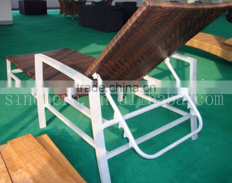 rattan lounger AK3048
