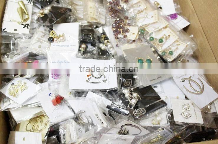 GZY cheap sales to the global and africanafrican wood earrings