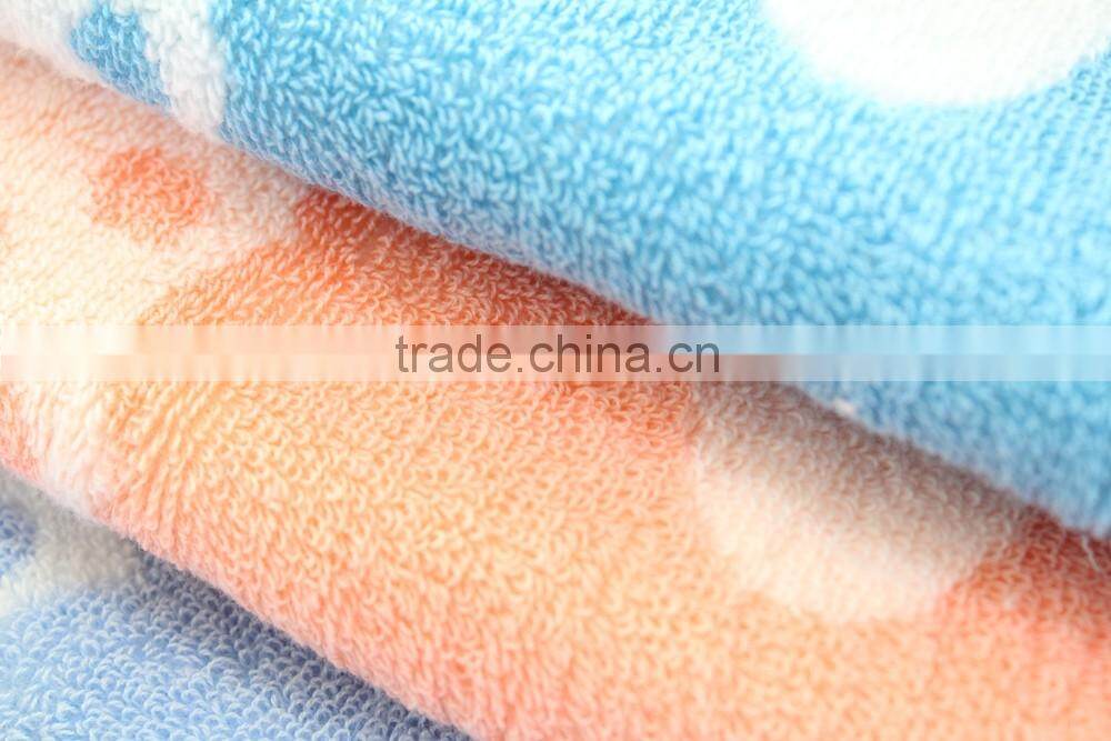 towel manufactory customized white rabbit pattern yarn-edyed pure cotton children towel