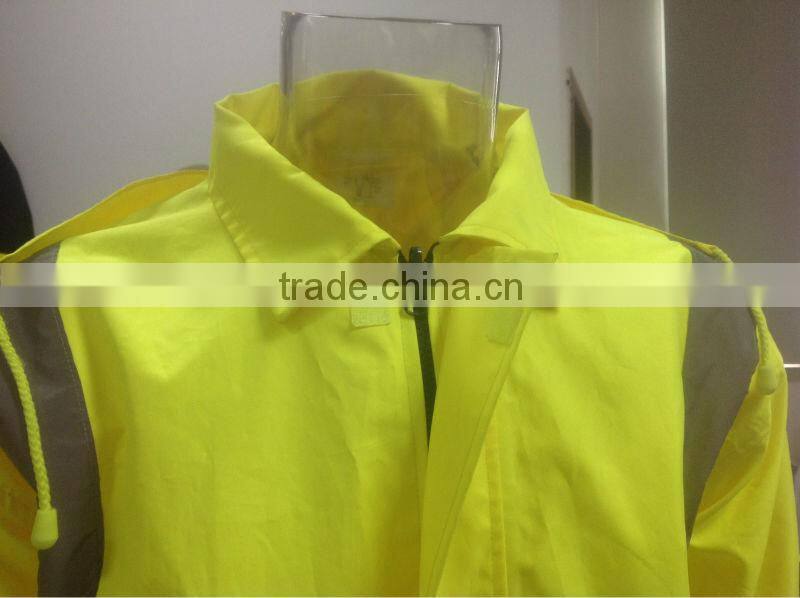 Fluorescence durable high visibility rain coat