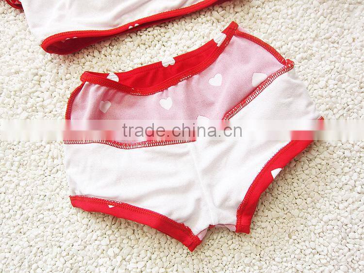 2015 Mom and Child Swimwear Lovely Falbala Heart Pattren Bikini Kids Two Piece Swimsuit