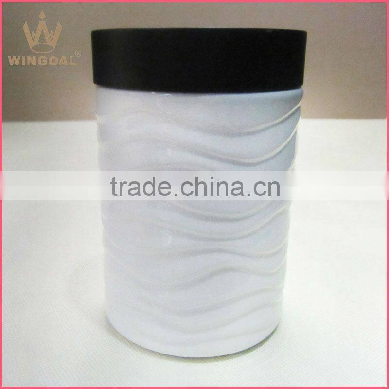 850ml Ceramic canister with wooden lid